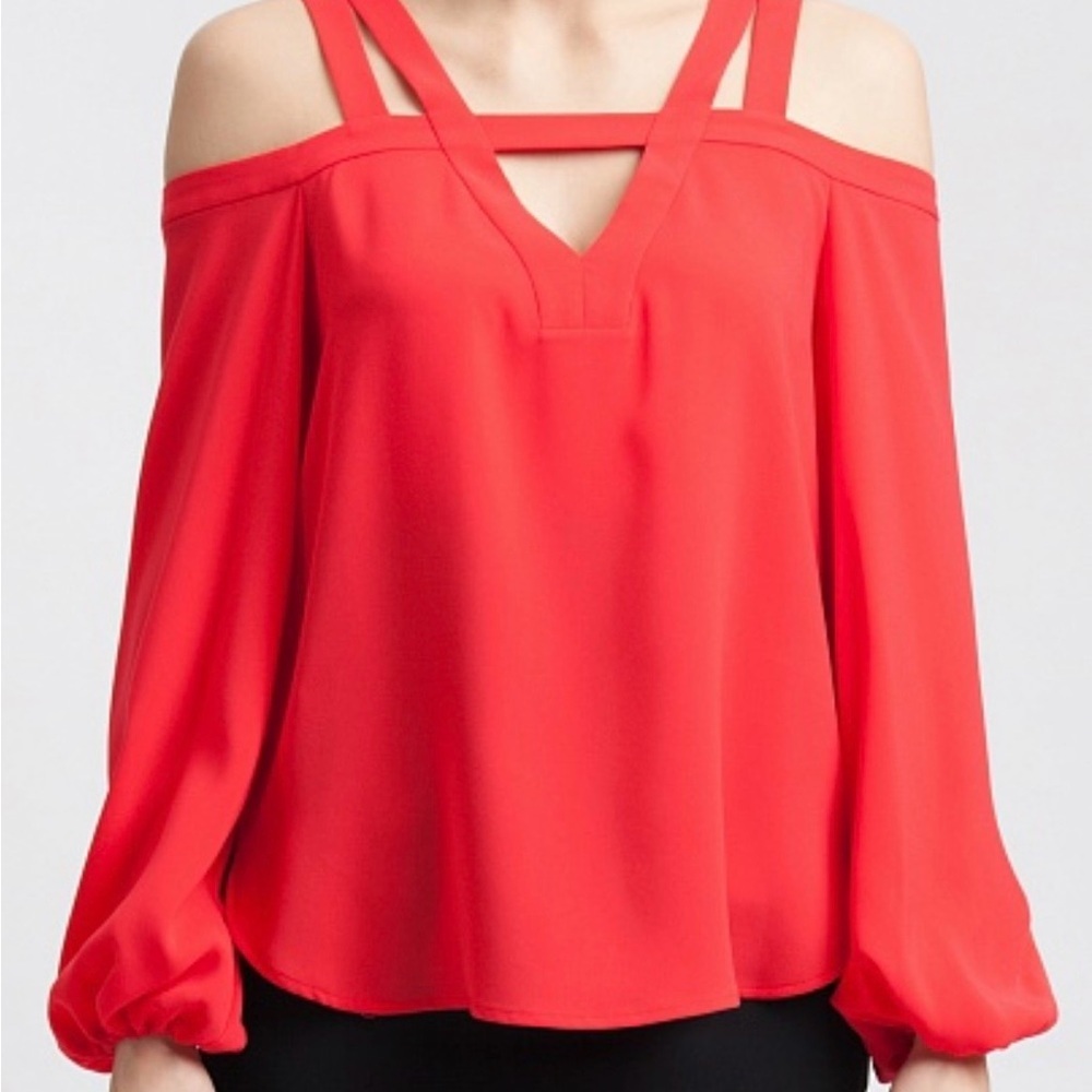 BCBG MAXAZRIA RED SHOULDER CUT OUT BLOUSE
